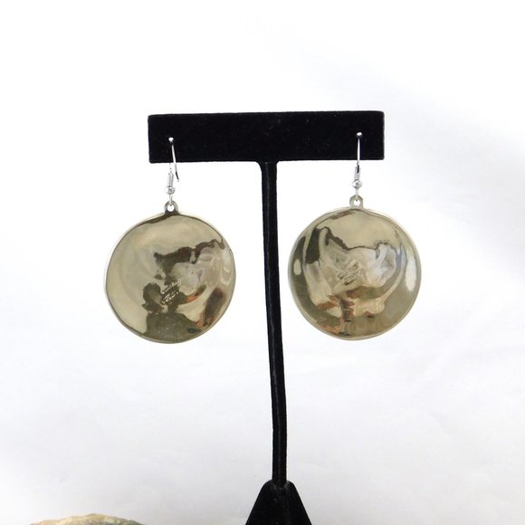 SOLD----Vintage Mexican Earrings MOP Abalone Shell Alpaca Silver Black Enamel - Picture 3 of 4